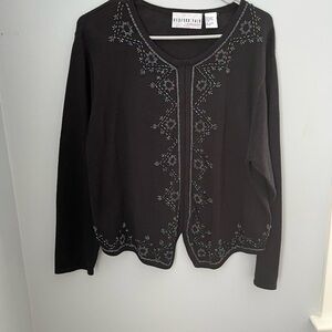 Black Crew Neck Sweater with Intricate Detailing‎